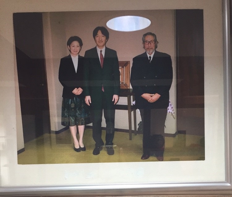 天皇夫婦造訪藤岡博昭的店裡－安可人生