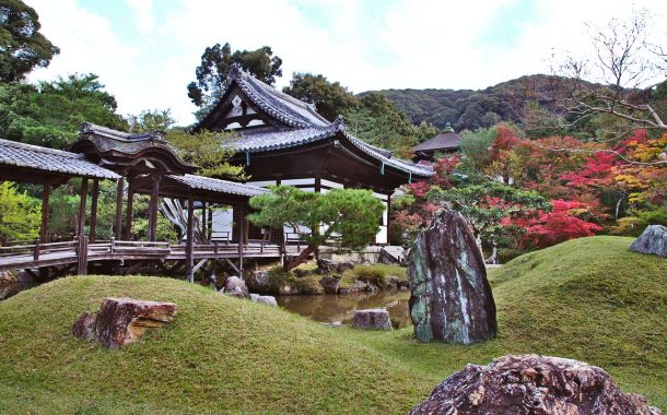 Anke書齋｜林文月《京都的庭園》：上帝創造了自然的美，日本人創造了庭園的美