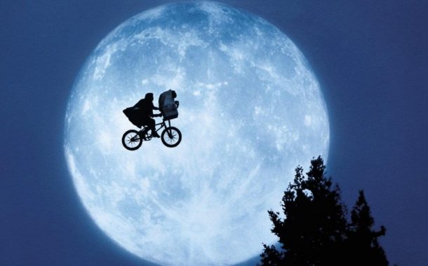懷舊年代｜四十年前轟動全球的經典科幻片《E.T.外星人》