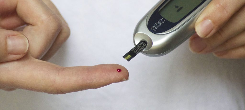糖尿病免扎針血糖機 台灣首度正式上市