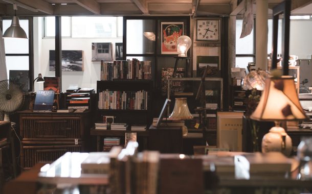 給孤獨者書店-二手書與老家具的完美結合