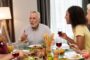 孩子離家後的生活怎麼過?打造幸福「空巢期」的餐桌儀式感