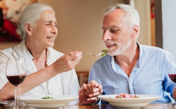 孩子離家後的生活怎麼過?打造幸福「空巢期」的餐桌儀式感