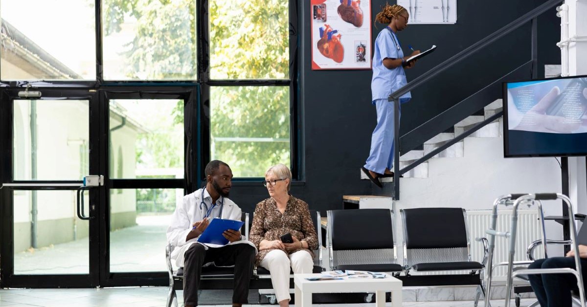 病人出院就能放心？返家照顧才是開始！出院前必懂的照護決策表