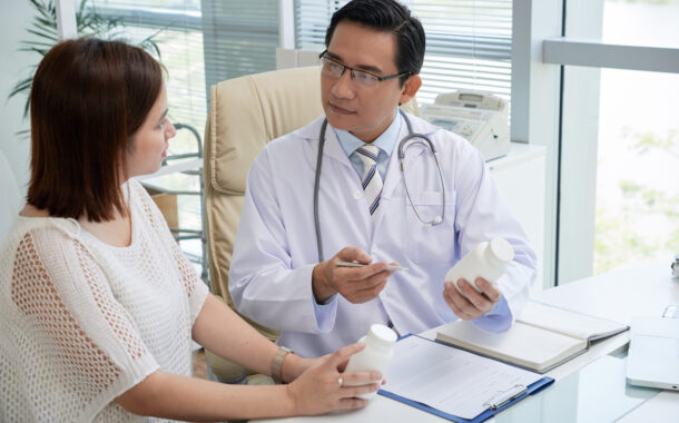 不是每次不舒服都要衝急診：照顧長輩一定要知道的判斷原則