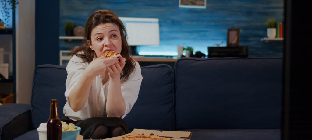 晚上吃宵夜真的會變胖？影響代謝與老化速度的真相一次看懂