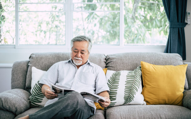 《自然》期刊解密「超級老人」！80歲大腦像50歲的祕密找到了