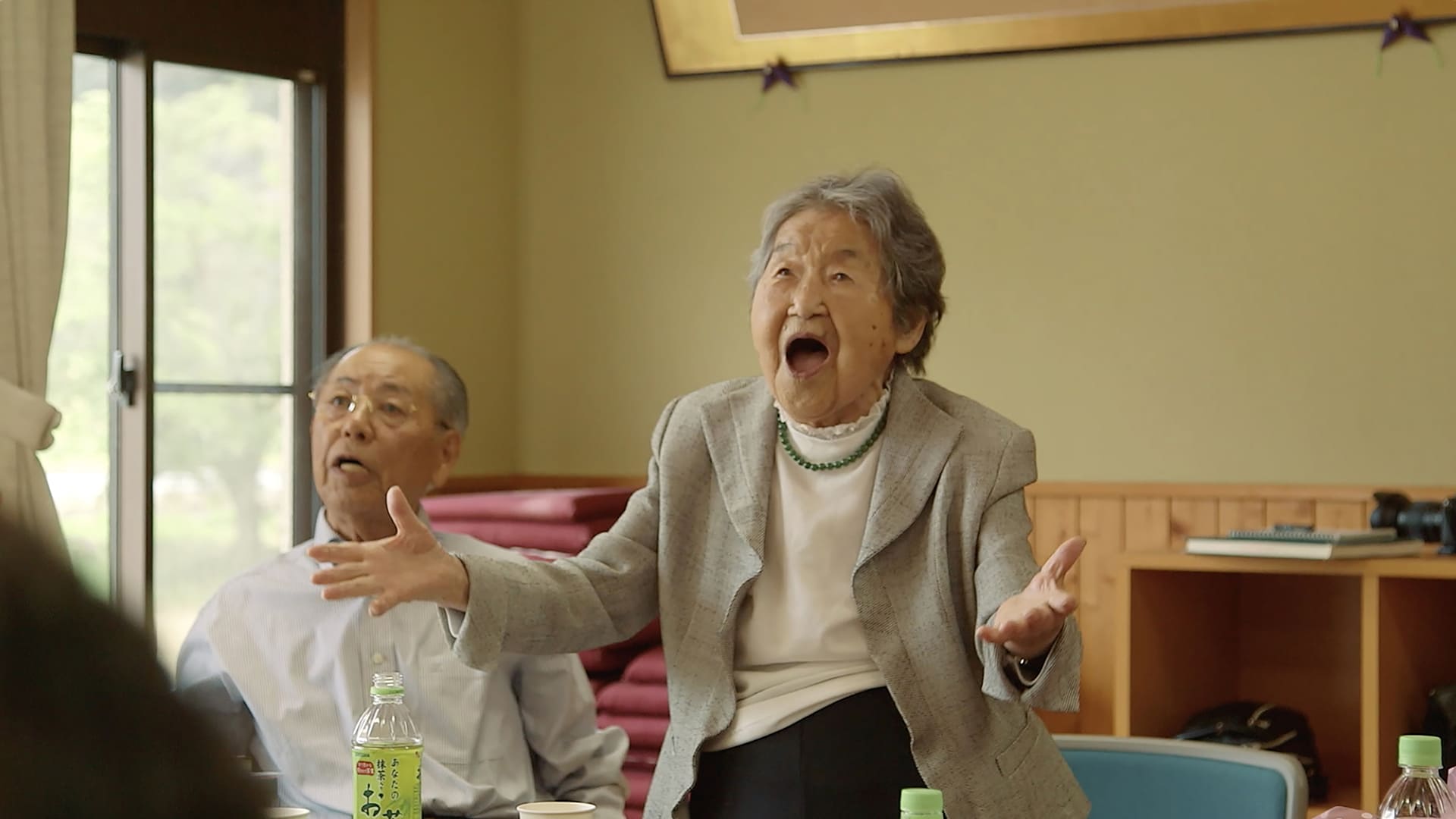 當我們開始不再害怕老去：從《104歲哲代奶奶：一個人生活》看見老後的尊嚴與溫柔